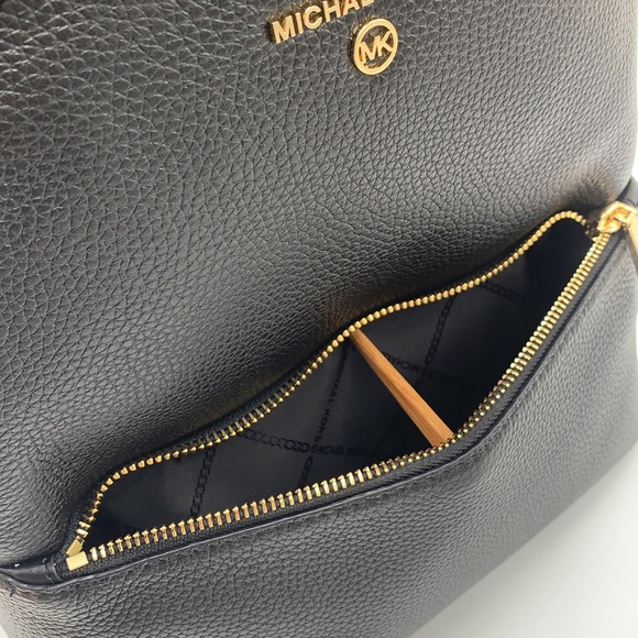 NWT MICHAEL KORS VALERIE MEDIUM PEBBLED LEATHER BACKPACK BLACK COLOUR - Picture 7 of 15